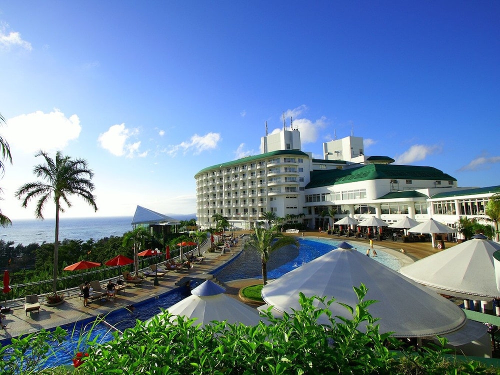 Onna - Okinawa Kariyushi Beach Resort Ocean Spa