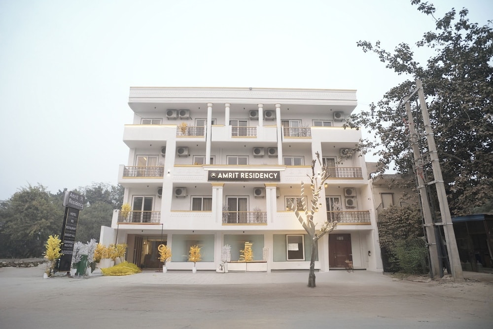 Gurgaon - Amrit Residency