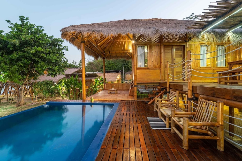 Sekotong - Catappa Village Lombok