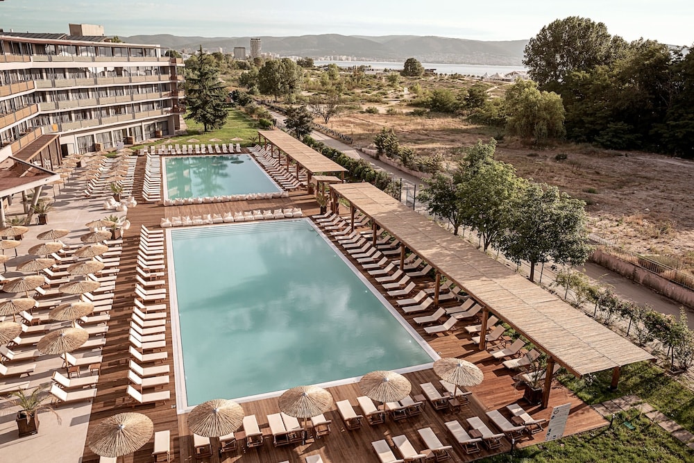 Sunny Beach - Sunny Beach Club - Adults Only #YouthfulVibes
