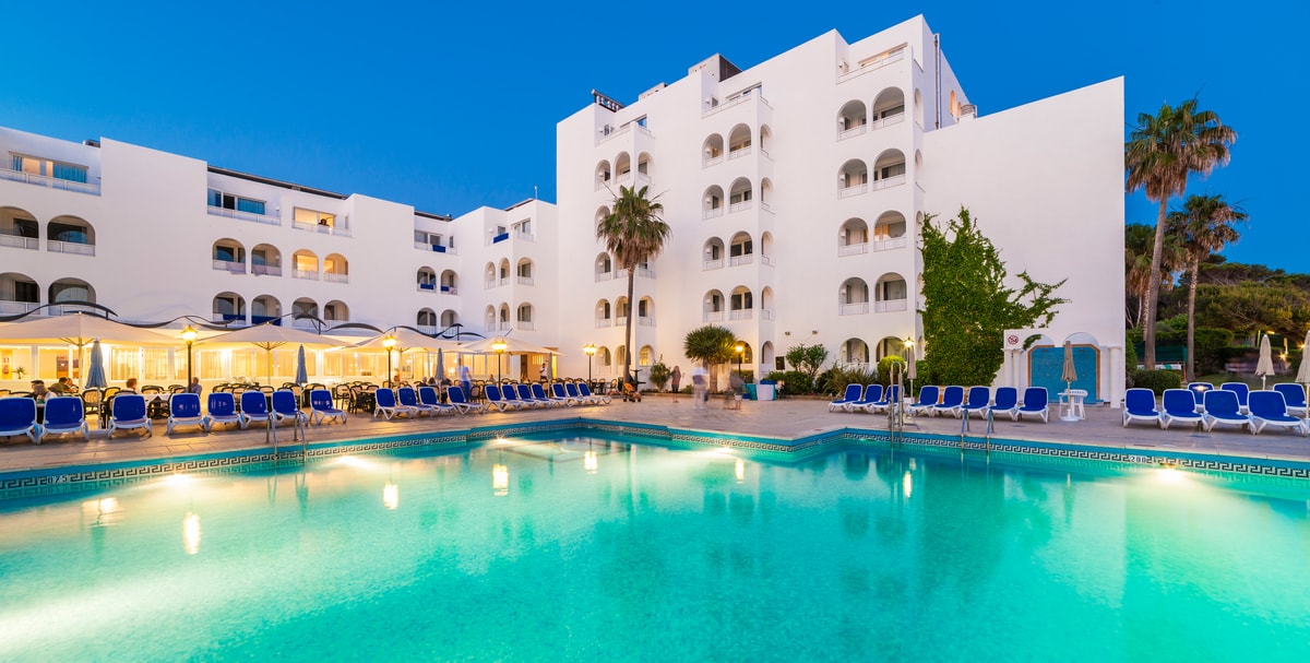 Son Bou - Apartamentos Globales Lord Nelson