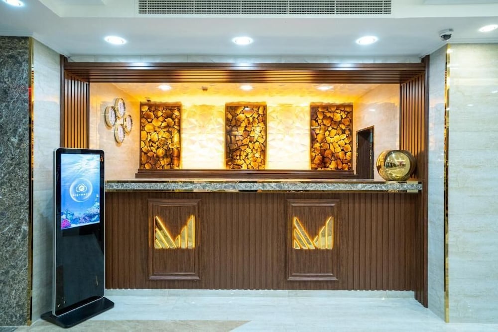 as-Sib - Grand Mirage Hotel