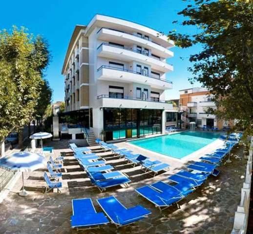 Riccione - Hotel Queen Mary