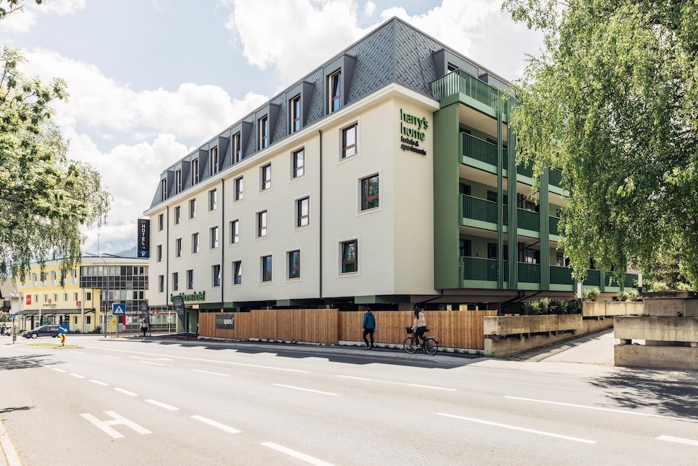 Lienz - harry's home Lienz hotel & apartments