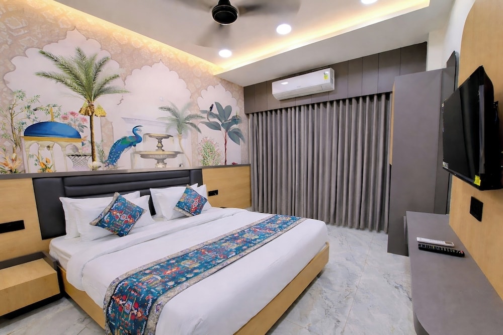 Dwarka - Hotel Matrushree - Near Shree Dwarkadhish Temple