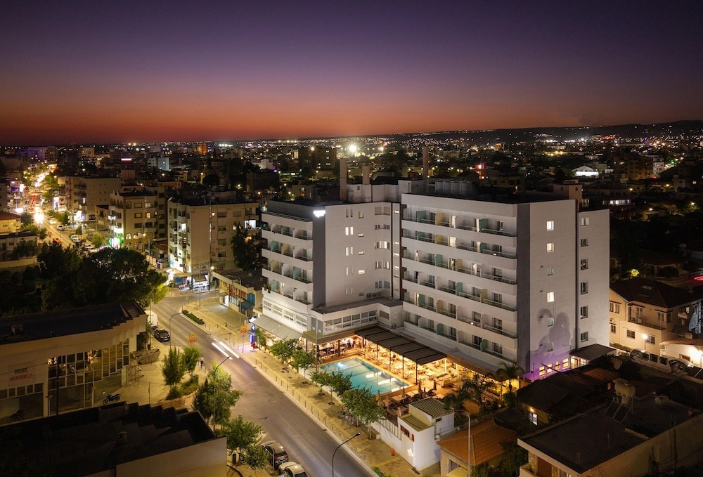 Limassol - Pefkos City Hotel