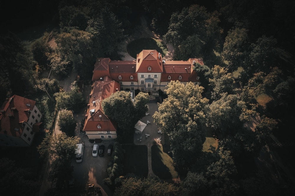 Wieliczka - Dwór Sieraków