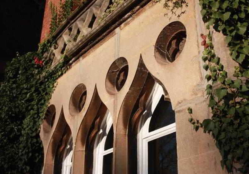 Taunton - The Corner House Hotel