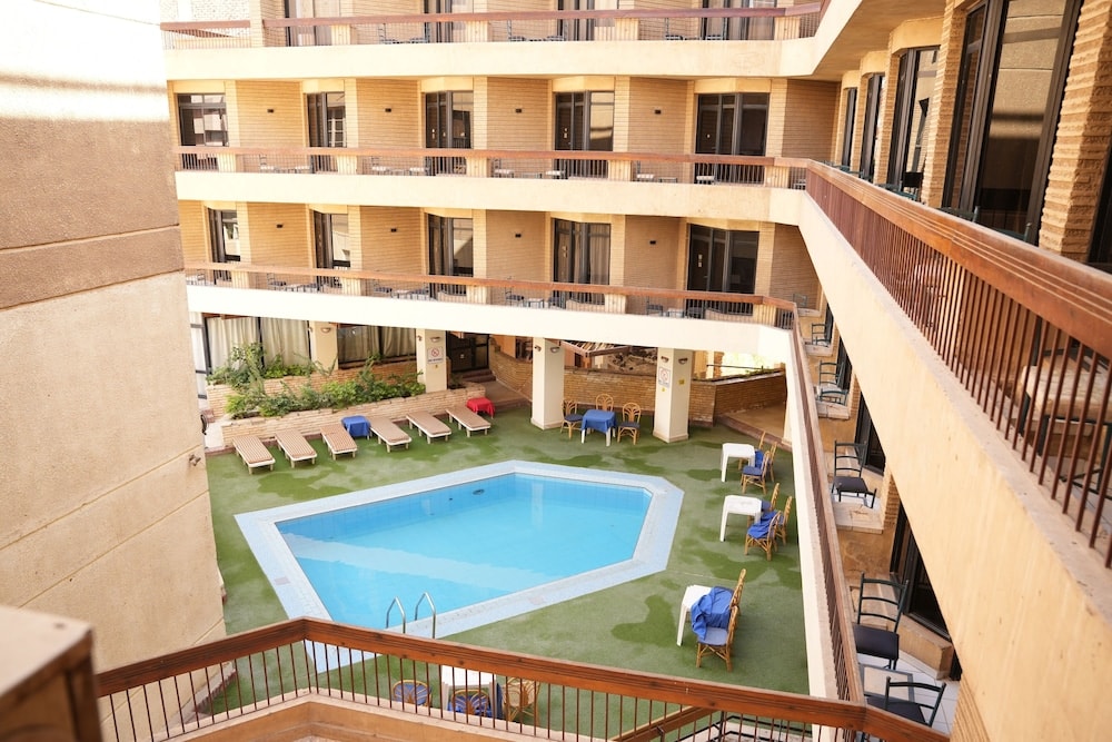 Luxor - Gaddis Hotel, Suites and Apartments