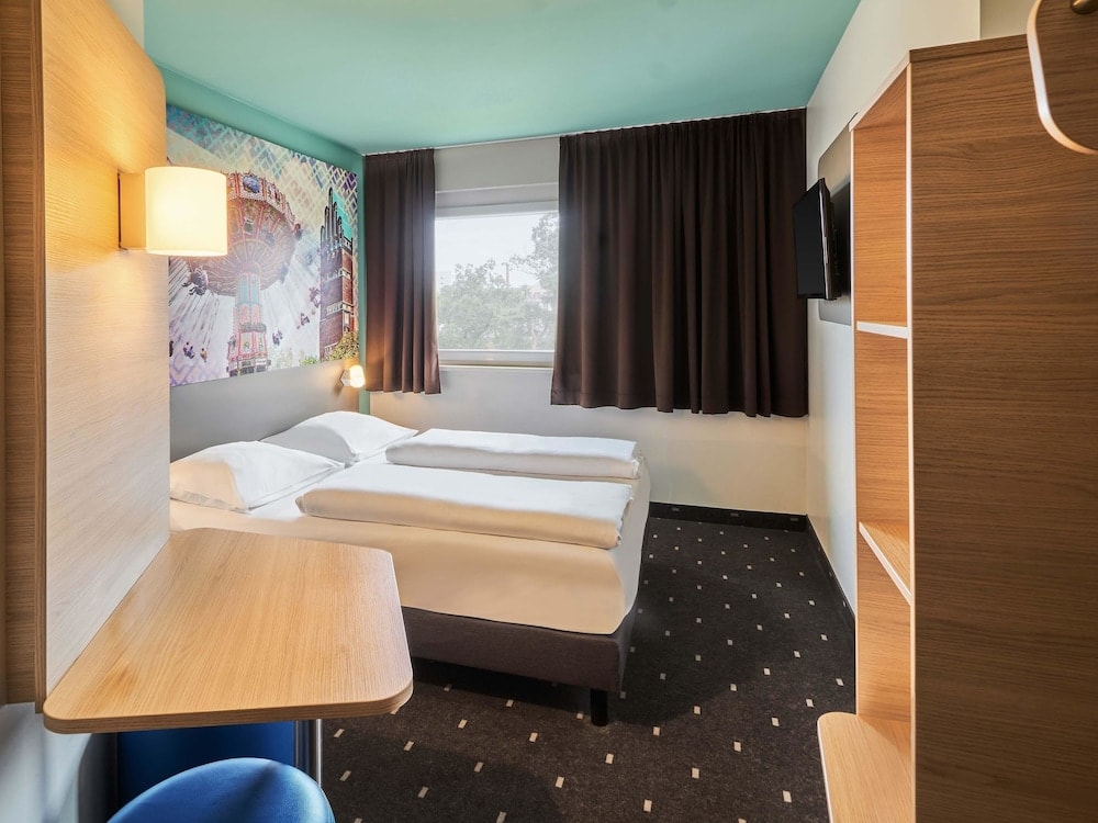 Darmstadt - B&B Hotel Darmstadt