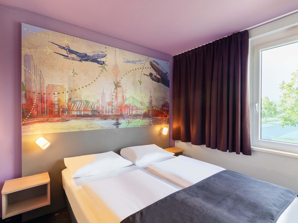 Düsseldorf - B&B Hotel Düsseldorf-Airport
