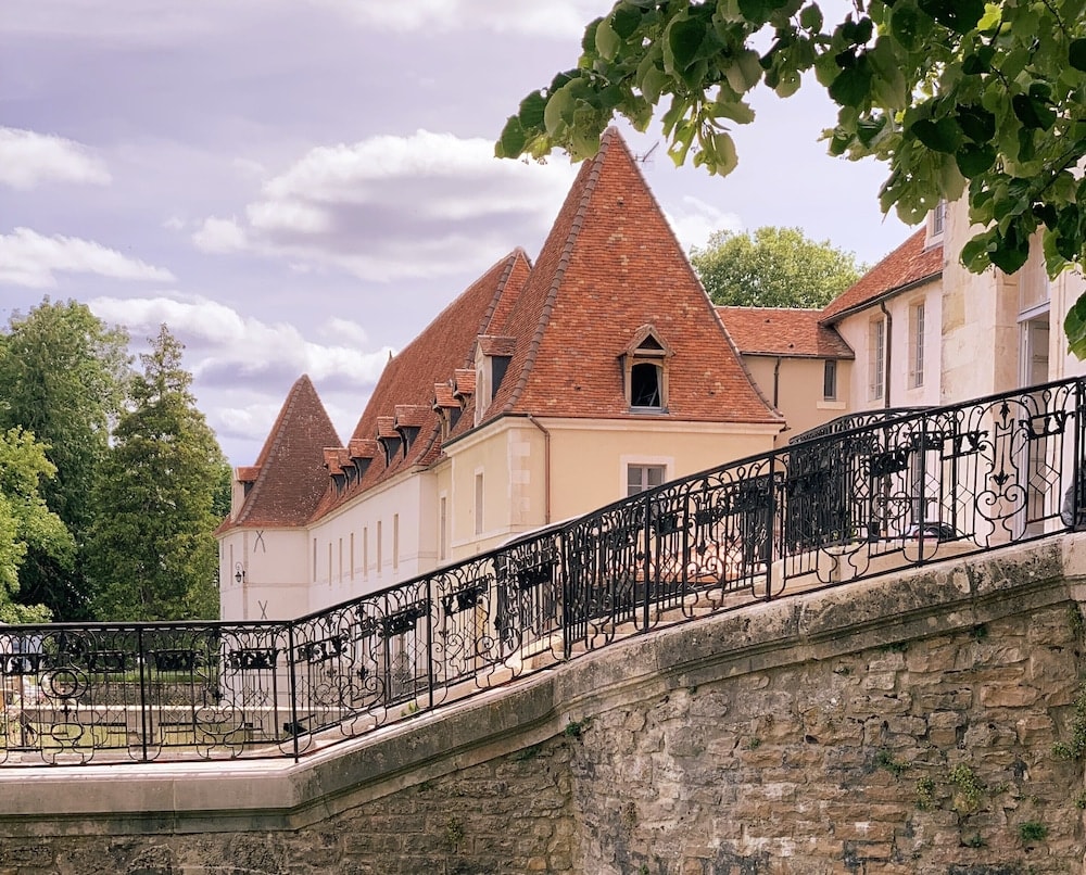 Nuits-Saint-Georges - Les Sources de Vougeot