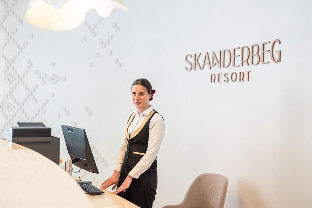 Durrës - Hotel Skanderbeg