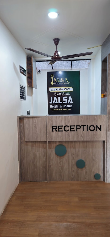Surat - Hotel Jalsa