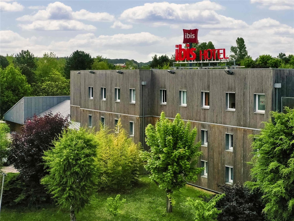 Nemours - ibis Nemours