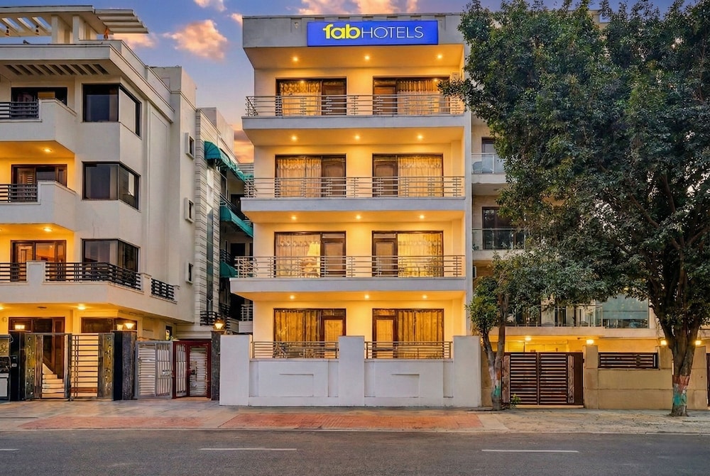 Noida - FabHotel Sarala Residency