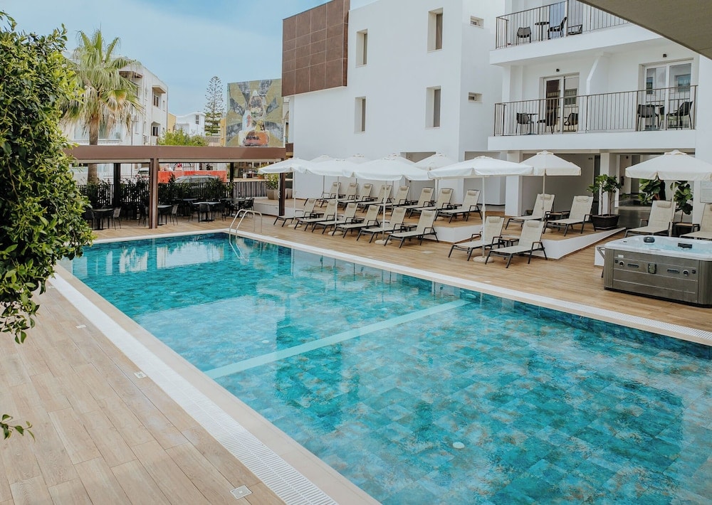 Ayia Napa - Cosmo Napa Boutique Hotel