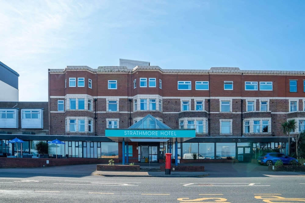 Lancaster - The Strathmore Hotel