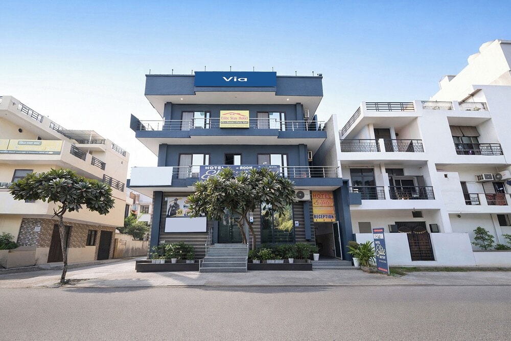 Gurgaon - FabHotel Elite Stay