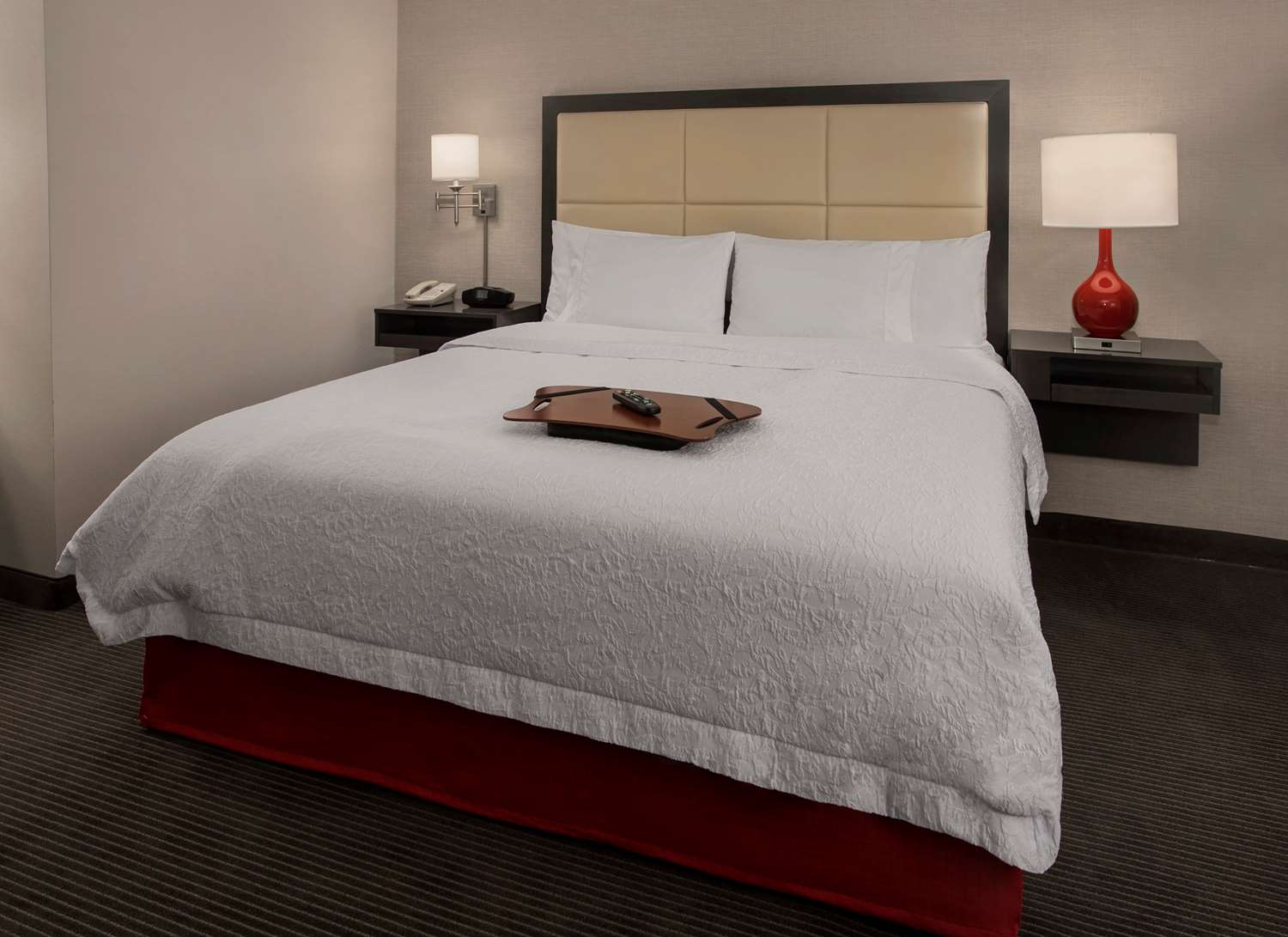 Milwaukee - Hampton Inn & Suites Milwaukee Downtown