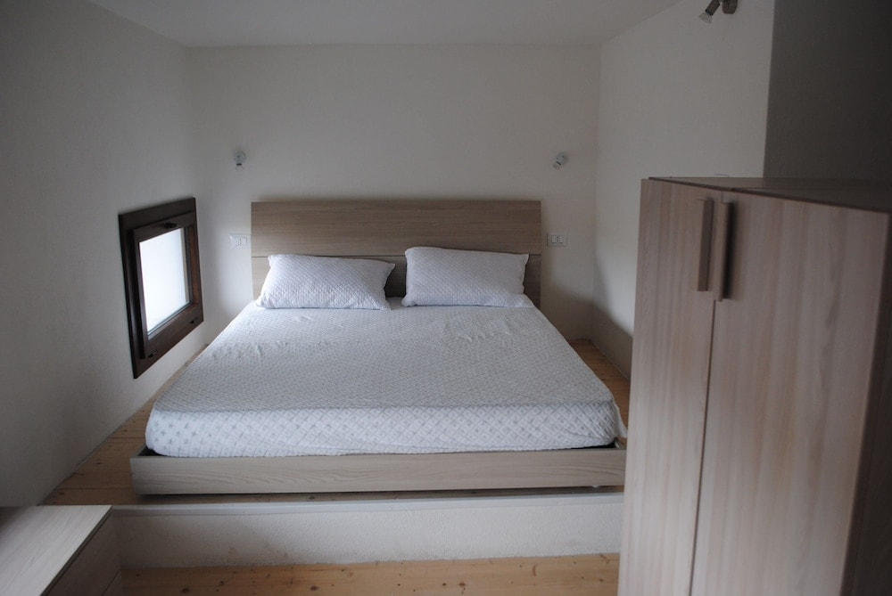 Elmas - Luxar room
