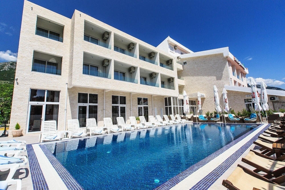 Sutomore - Sutomore Akapulco Hotel