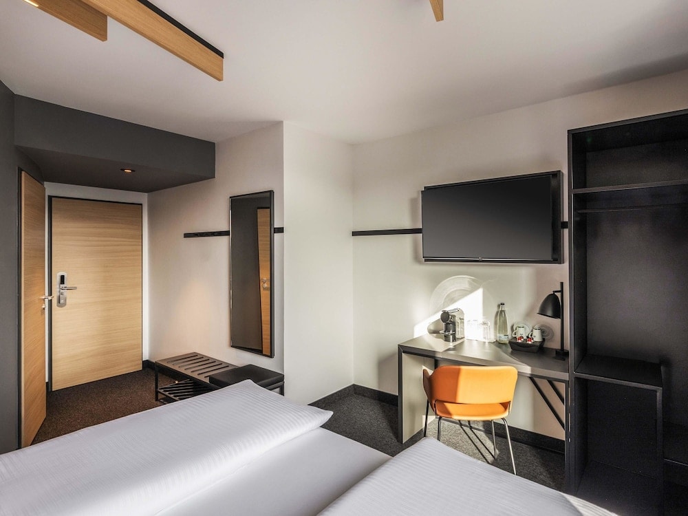 Düsseldorf - B&B Hotel Düsseldorf-City
