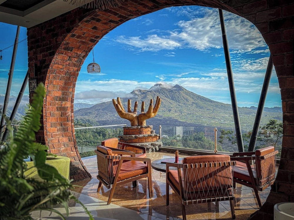 Bangli - Caldera Hotel & Restaurant