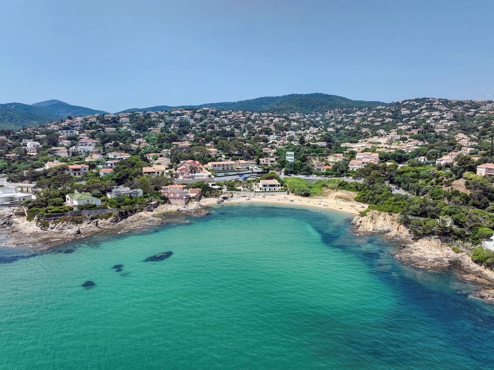 Fréjus - "Cap Riviera" Hotel & Restaurant Saint Aygulf