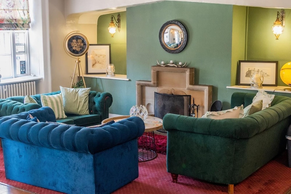 Llangollen - The Hand Hotel
