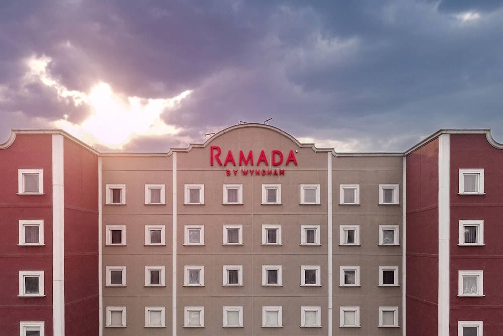Cuautitlán - Ramada by Wyndham CDMX Perinorte